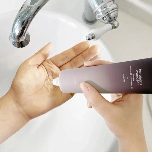 Haru-haru - Wonder Black Rice Moisture 5.5 Soft Cleansing Gel Beautyseoul
